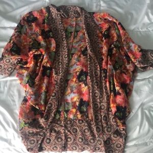 Loose sheer fitting kimono